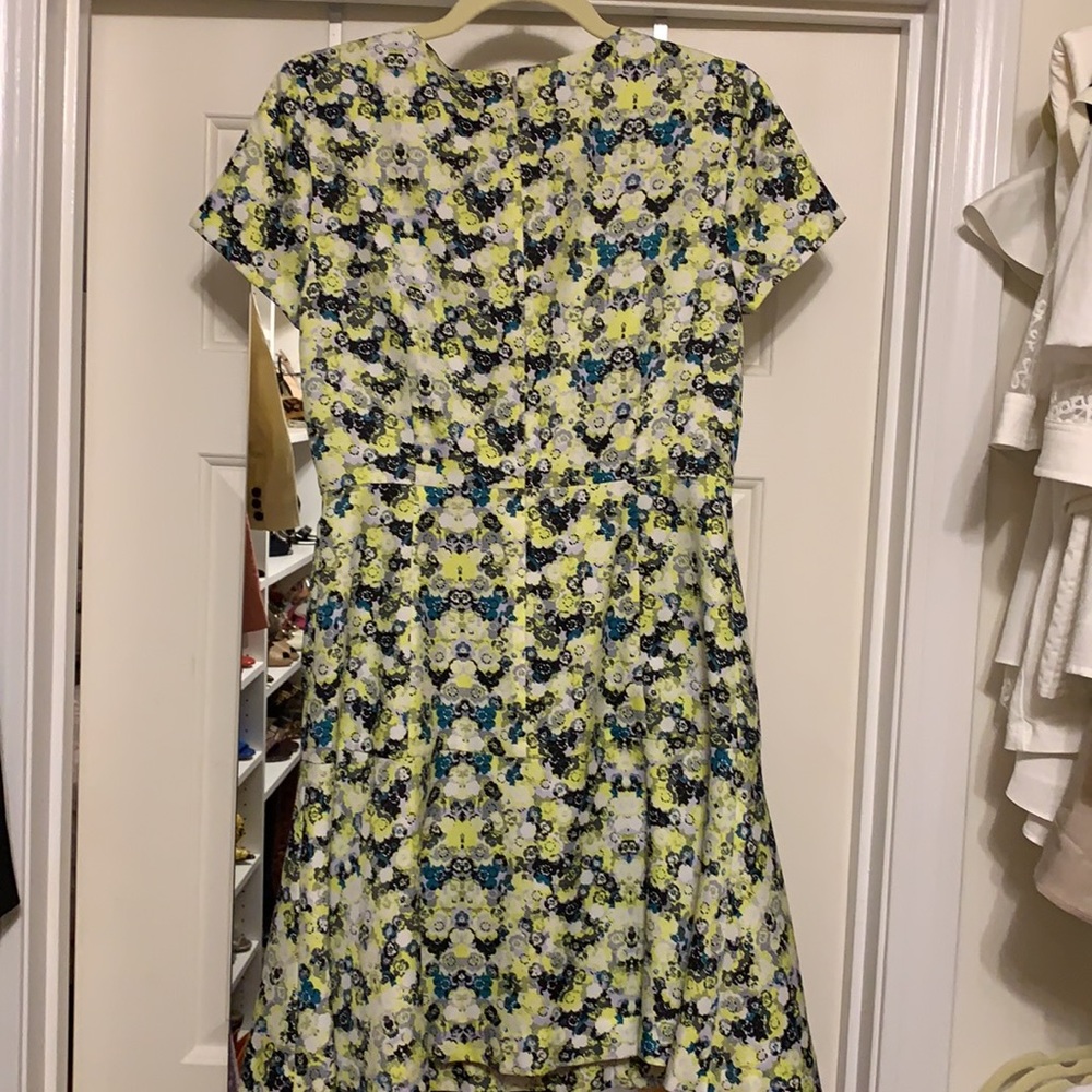 Dress - Picture 2 of 3